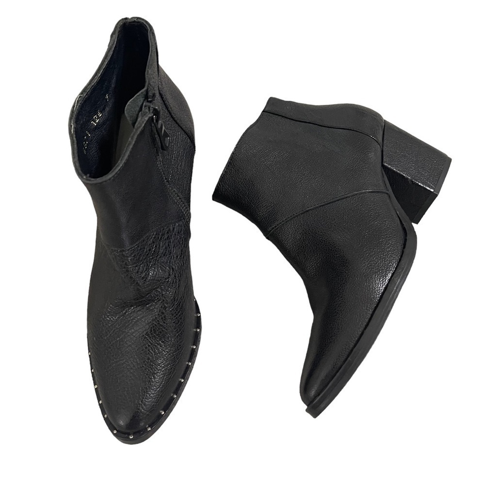 Freda Salvador Ankle Booties Black Calf Leather Block Heel Size 7